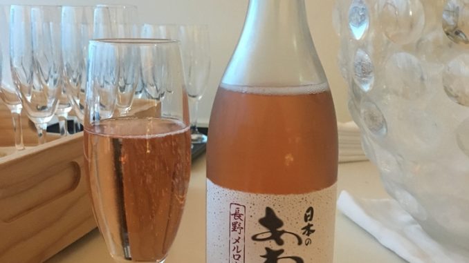 NRT JAL Sakura Lounge