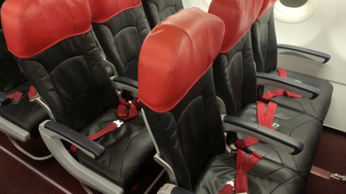 air_asia_airbus_a320_hongkong_phuket_hkg_bkk_hot-seat_foto_sebastian (2)