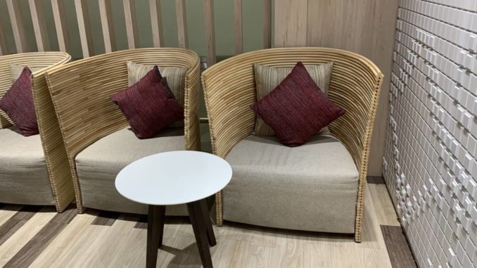 thai_airways_lounge_phuket_domestic_interimslounge_thai_catering_restaurant_foto_sebastian (13)