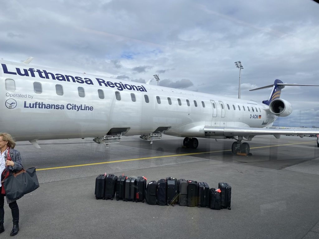 Review: Lufthansa Business Class CRJ 900 Dresden nach München - Frankfurtflyer.de