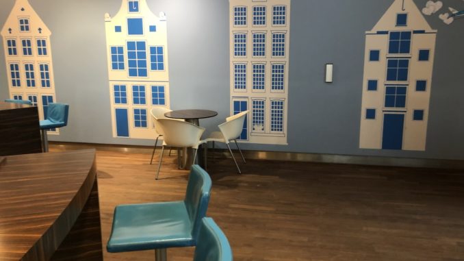 KLM Crown Lounge Schengen 8