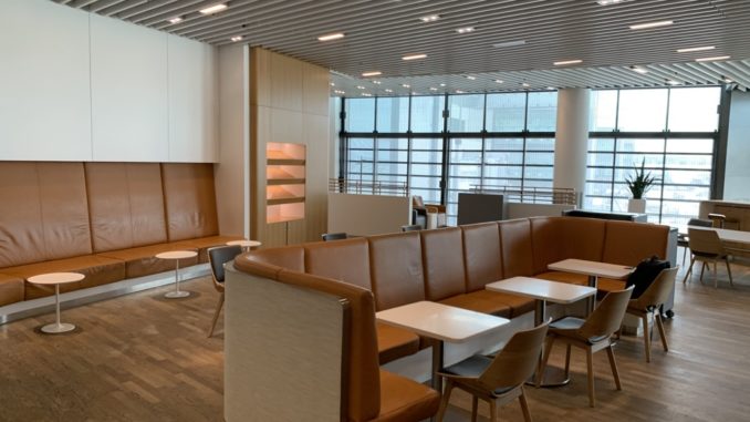 Lufthansa Business Lounge A Corona-5
