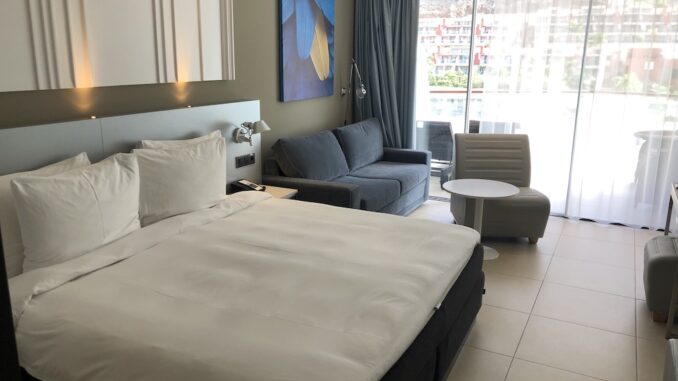 Radisson Mogan 3