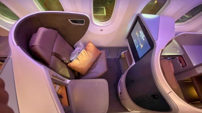 FFF_SQ_C_781-HKG-SIN_12