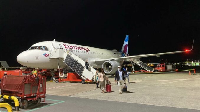 eurowings_economy_class_wien_vie_hamburg_ham_airbus_a320_exitrow (8)